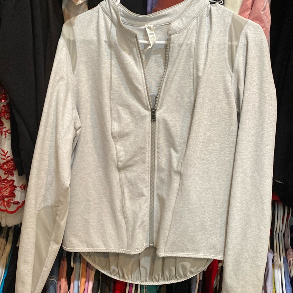 Under armour sweater top